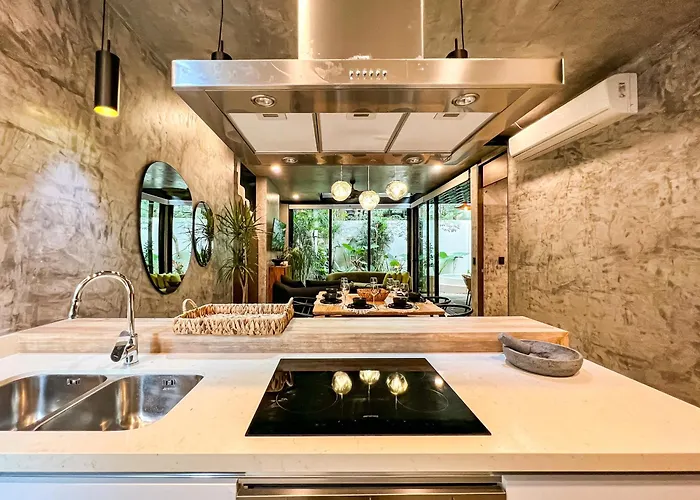 3br Gated Private Pool & Gym Area *