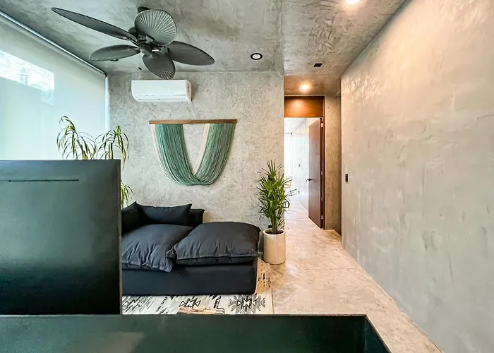 3br Gated Private Pool & Gym Area Villa *